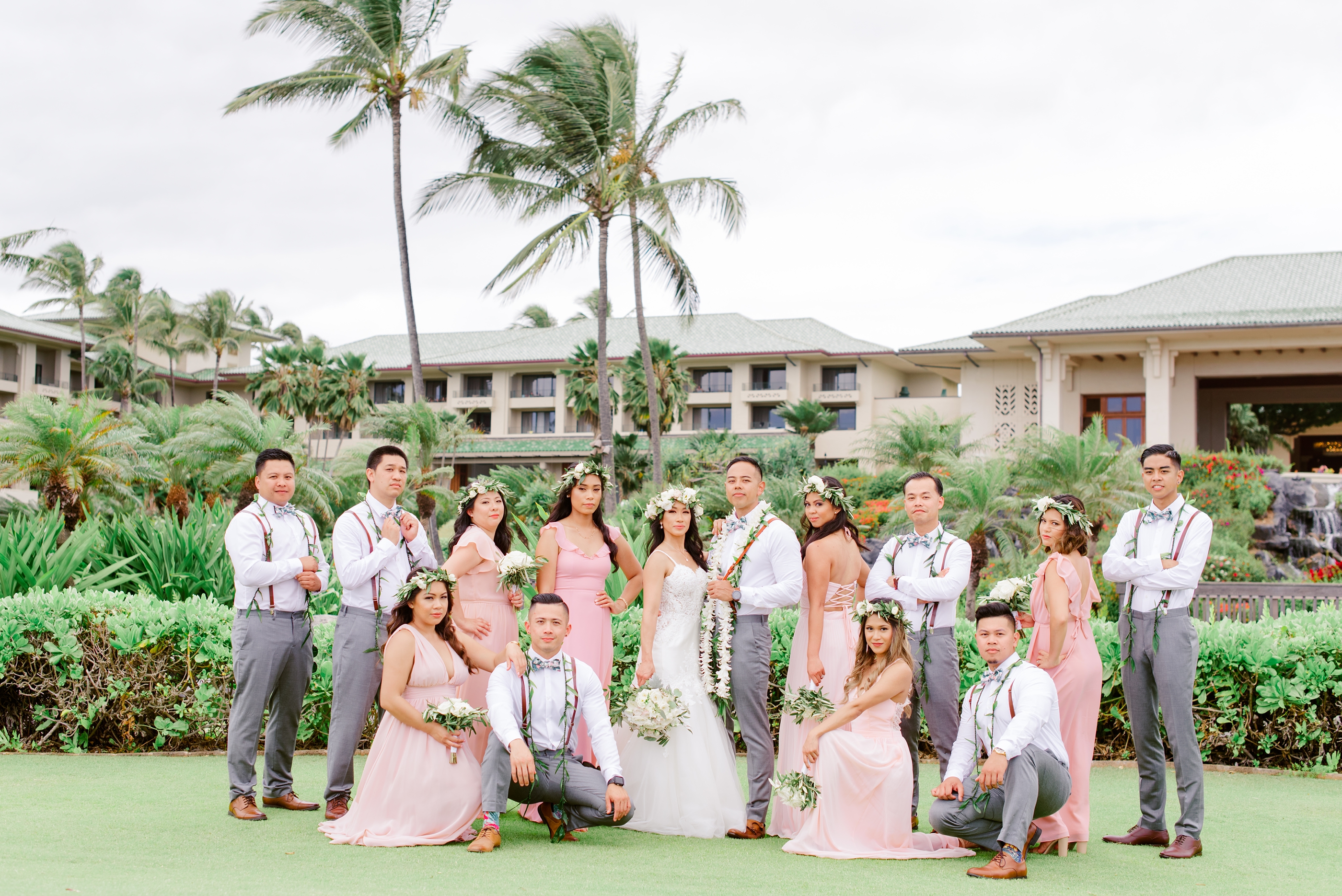 summer-destination-wedding-blush-floral-grand-hyatt-kauai-resort_0083.jpg