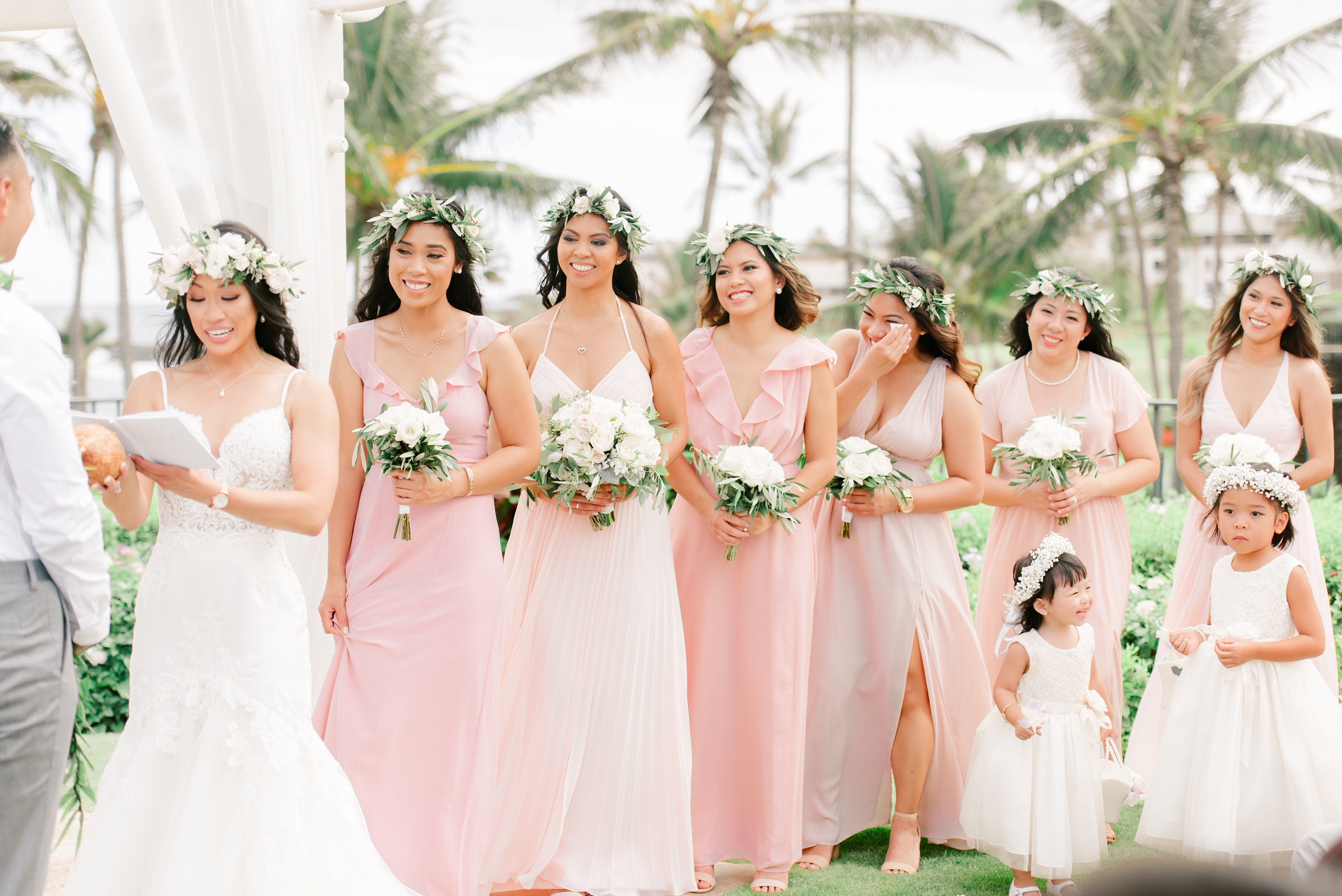 summer-destination-wedding-blush-floral-grand-hyatt-kauai-resort_0104.jpg