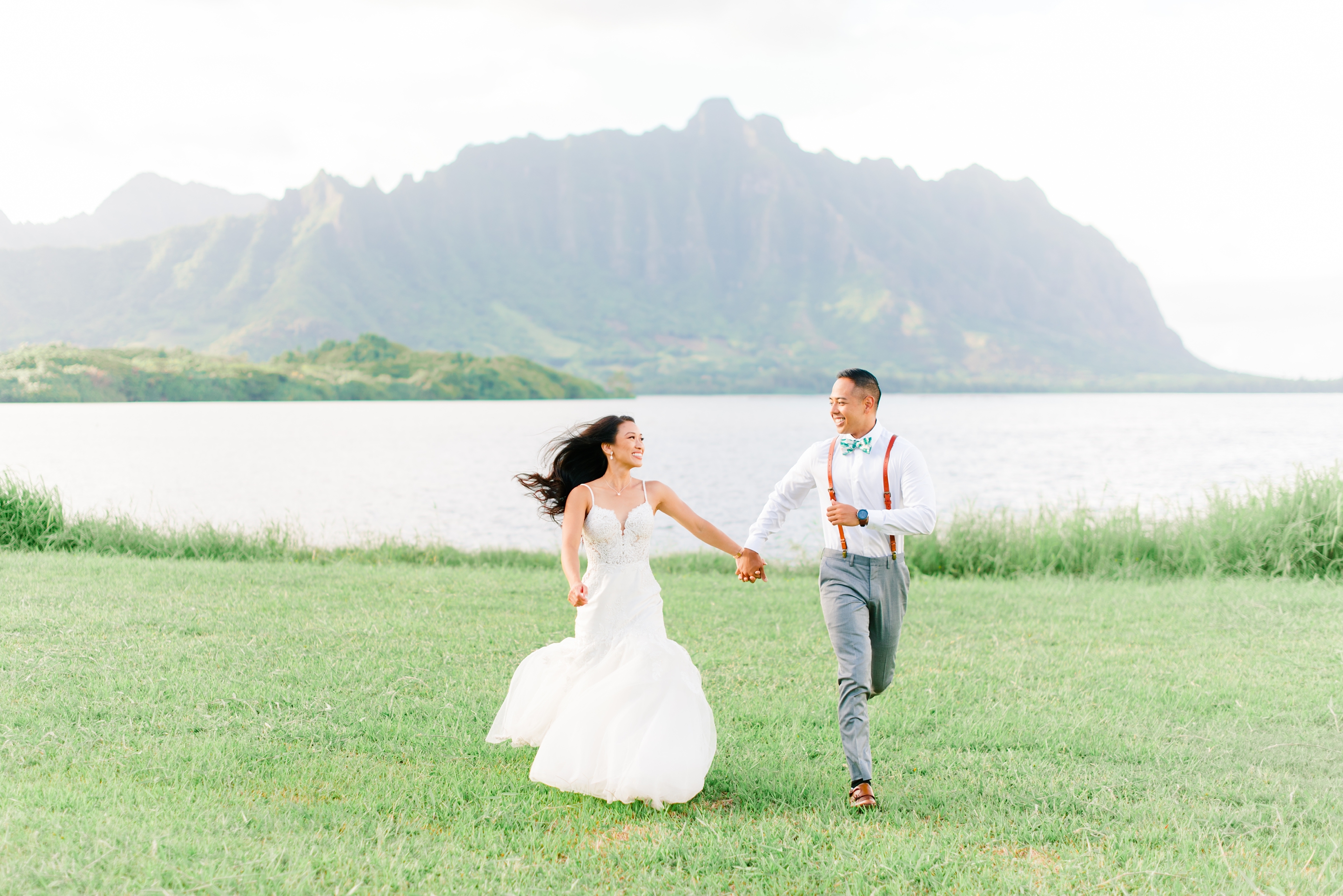 summer-destination-wedding-blush-floral-grand-hyatt-kauai-resort_0132.jpg